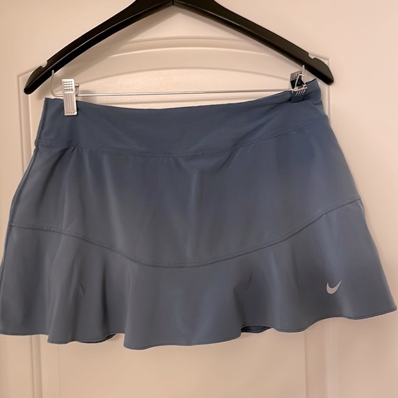 Nike Medium (M) Dri-fit Blue-Gray Tennis Skirt.